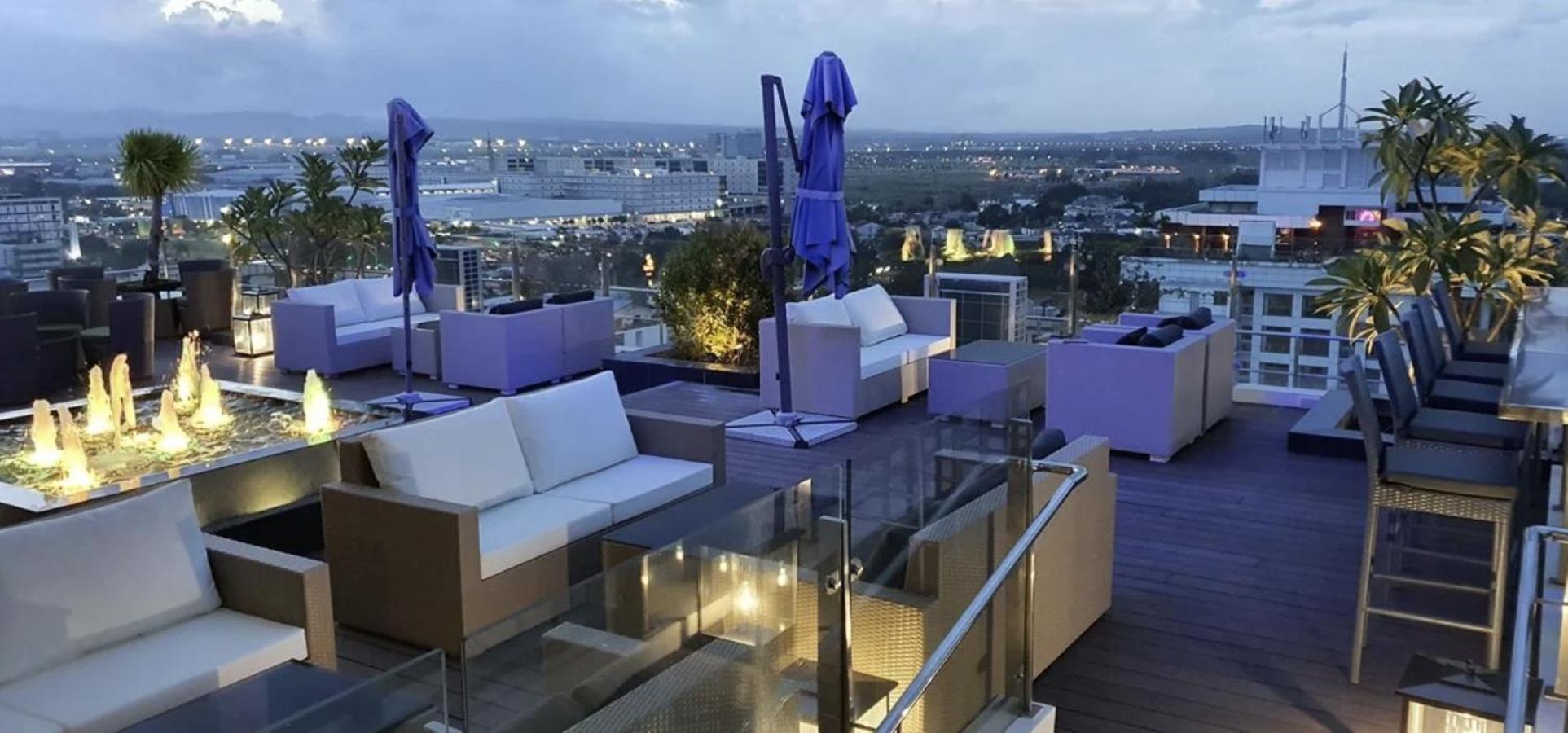 One Euphoria Apartment Angeles Bagian luar foto